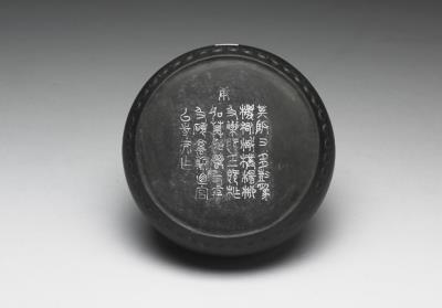 图片[2]-Drum-shaped inkstone with carved inscription and gold lacquer box, Qing dynasty, Qianlong reign (1736-1795)-China Archive